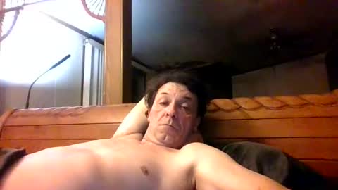 Snapshot of bottomcdforoldersc chatting on February 2025 11:23:01 AM James online show from February 2025 11:23:01 AM