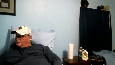 Snapshot of bottomjacki chatting on December 2024 07:31:02 PM Jackie online show from December 2024 07:31:02 PM