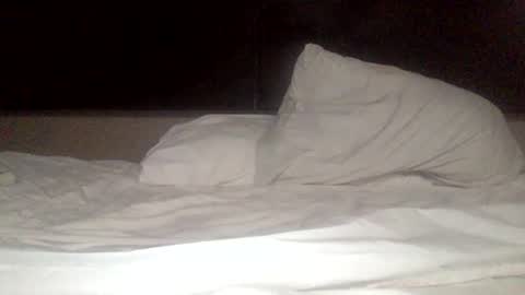 bottomslut1111 online show from September 2025 12:40:02 PM