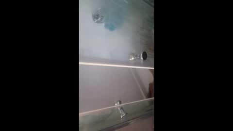 bouncybronze online show from September 2025 09:59:02 PM