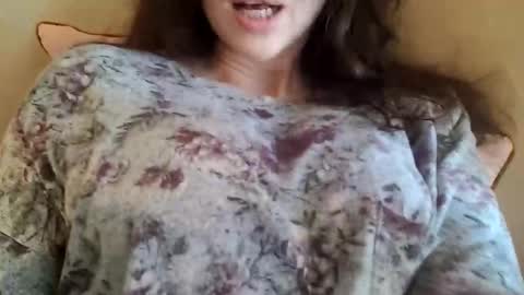 Bouncy Queen Majesty online show from February 2025 06:45:02 PM