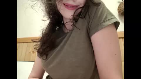 Bouncy Queen Majesty online show from March 2026 07:31:01 PM