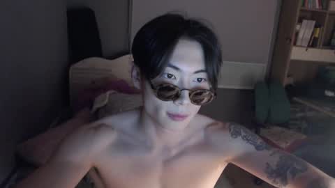 boxman556990 online show from March 2025 07:59:02 PM