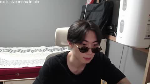 boxman556990 online show from September 2025 08:31:02 PM