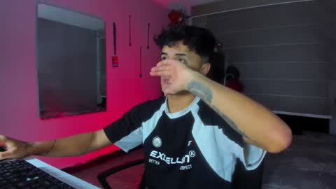 boy_nauthy online show from January 2025 03:12:02 AM