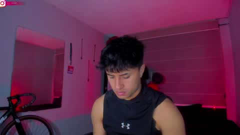 boy_nauthy online show from February 2025 04:04:01 AM