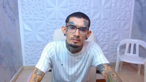 boy_tatto77 online show from May 2026 11:48:01 AM