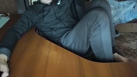 BoyApollon online show from November 2025 10:25:01 AM