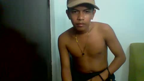 boyax16 online show from December 2024 10:03:02 PM