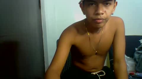 boyax16 online show from December 2024 06:52:02 PM