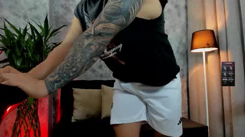 boyc02_ online show from September 2025 05:19:02 AM