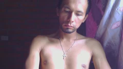 Snapshot of boycumlatino21 chatting on April 2026 03:02:02 PM Boy online show from April 2026 03:02:02 PM
