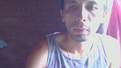 Snapshot of boycumlatino21 chatting on April 2026 07:58:01 PM Boy online show from April 2026 07:58:01 PM