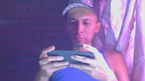 Snapshot of boycumlatino21 chatting on May 2026 02:22:01 PM Boy online show from May 2026 02:22:01 PM