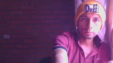 Snapshot of boycumlatino21 chatting on May 2026 03:18:02 PM Boy online show from May 2026 03:18:02 PM