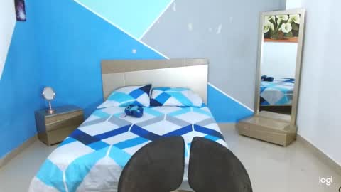 boyhot_sw online show from January 2025 02:53:02 AM