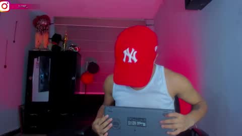 miguel  online show from January 2025 03:33:02 AM