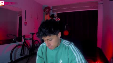 miguel  online show from February 2025 02:29:02 AM