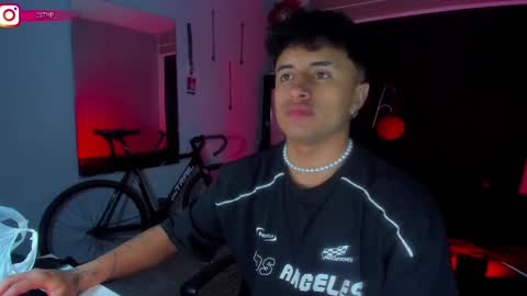 miguel  online show from February 2025 04:52:02 AM