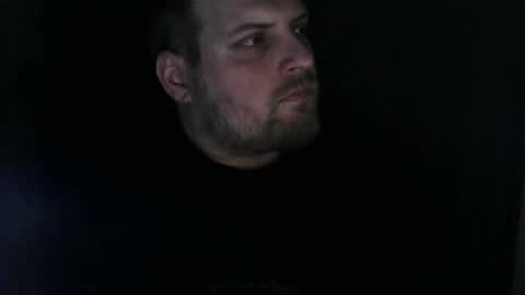 Snapshot of boynextdoooooor chatting on December 2025 07:31:02 PM boynextdoooooor online show from December 2025 07:31:02 PM
