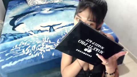 Snapshot of boyslatin493916 chatting on January 2026 01:09:01 AM nikky and jeik online show from January 2026 01:09:01 AM