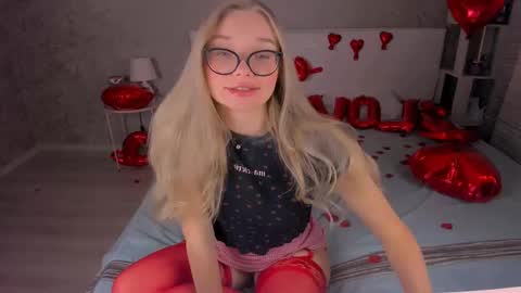 BoysLoveBlondee online show from February 2025 12:21:02 PM