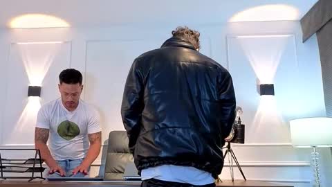 boysonfiree online show from November 2025 11:44:02 AM