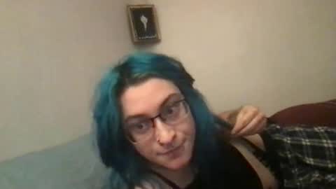 boywithbug online show from November 2025 05:30:02 AM