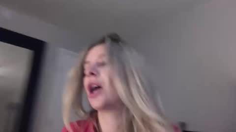 Snapshot of bpkylie chatting on November 2025 01:38:01 AM bpkylie online show from November 2025 01:38:01 AM