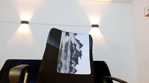 Brandon online show from December 2025 06:57:02 PM