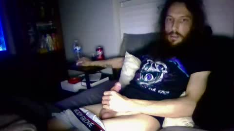 Snapshot of brad1989musiclife chatting on December 2025 08:45:02 AM GuitarBrad1989 online show from December 2025 08:45:02 AM