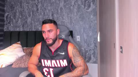 instagramBrad mayers1twittermayersbrad online show from November 2025 12:31:02 AM