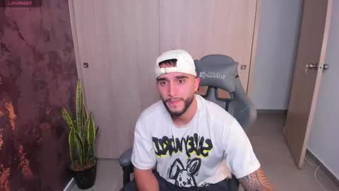 Snapshot of brad1_ chatting on February 2026 02:15:02 AM instagramBrad mayers1twittermayersbrad online show from February 2026 02:15:02 AM