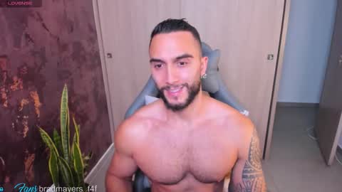 Snapshot of brad1_ chatting on February 2026 12:09:02 AM instagramBrad mayers1twittermayersbrad online show from February 2026 12:09:02 AM