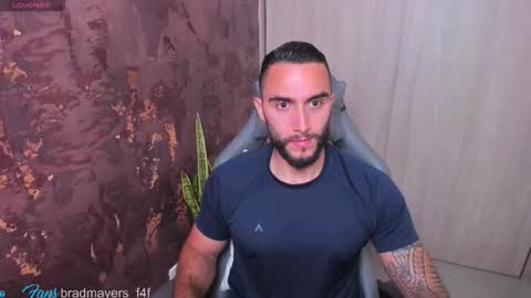 Snapshot of brad1_ chatting on March 2026 02:36:02 AM instagramBrad mayers1twittermayersbrad online show from March 2026 02:36:02 AM