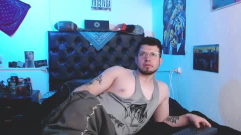 brad hot boy online show from February 2025 07:10:02 PM