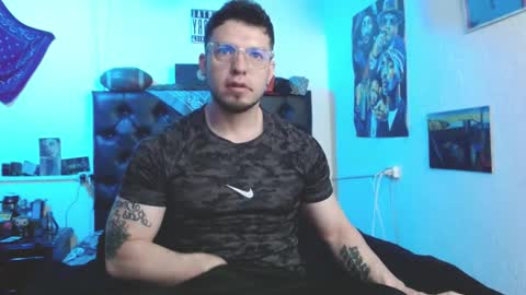 brad hot boy online show from September 2025 04:30:02 PM