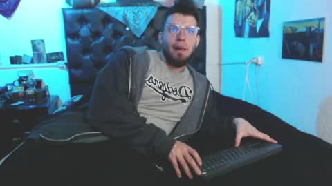 Snapshot of brad_hot_boy chatting on May 2026 04:15:01 PM brad hot boy online show from May 2026 04:15:01 PM