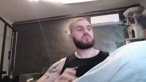 ask me online show from November 2025 06:43:01 PM