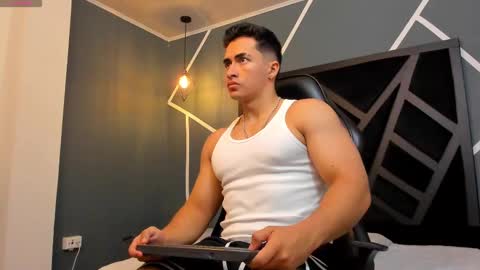 brad summer online show from February 2025 05:33:01 PM