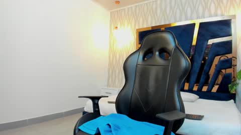 brad summer online show from February 2025 05:36:02 PM