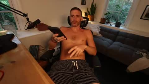 BradBronton online show from July 2026 11:23:02 AM