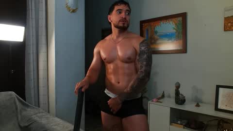 Bradley Martinez online show from October 2025 12:44:02 AM