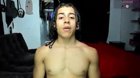 Snapshot of bradley_strong_ chatting on June 2026 11:31:01 PM Bradley Strong online show from June 2026 11:31:01 PM