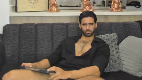 bradleymartin7 online show from February 2025 01:44:02 AM