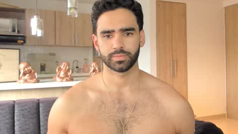 bradleymartin7 online show from February 2026 04:16:02 PM