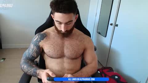 bradtrainn online show from May 2026 05:06:01 PM