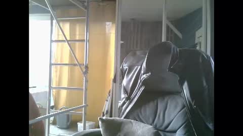 Snapshot of bradysboy chatting on December 2025 08:52:01 AM bradysboy online show from December 2025 08:52:01 AM