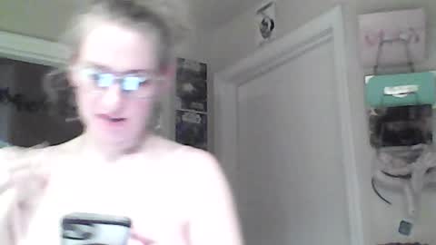 Snapshot of braindeadbetty chatting on July 2026 03:15:01 AM i am a naughty jedi knight online show from July 2026 03:15:01 AM