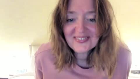 Snapshot of braingirl chatting on March 2026 09:06:01 PM I see you X-twitter its braingirl online show from March 2026 09:06:01 PM